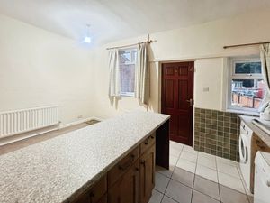 Dining Kitchen- click for photo gallery